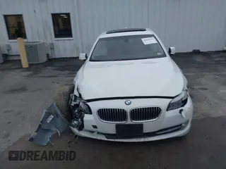 2013 BMW 5 Series 528i xDrive with VIN WBAXH5C59DD108639, listed as a IAAI auction lot 40865516 with 1 mi miles. Bid and sale history available at carsss.com. Image 12.