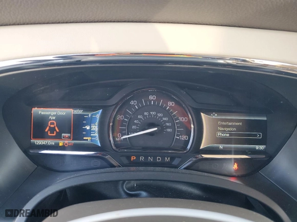 2016 Lincoln Navigator Select with VIN 5LMJJ2HT1GEL03208, listed as a Copart auction lot 88298755 with 129,347 mi miles and Salvage Title. Bid and sale history available at carsss.com. Image 9.