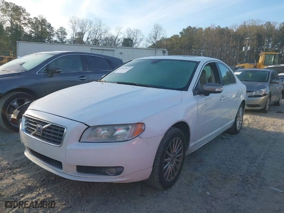 2007 Volvo S80 I6 with VIN YV1AS982471032134, listed as a IAAI auction lot 41829607 with 217,732 mi miles. Bid and sale history available at carsss.com. Image 2.