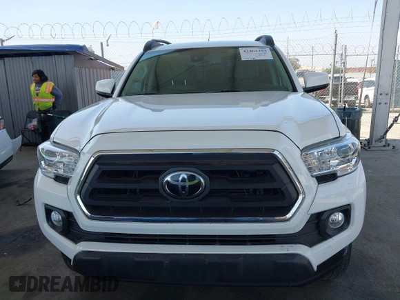 2020 Toyota Tacoma SR5 with VIN 3TMAZ5CN8LM118099, listed as a IAAI auction lot 42462393 with 44,795 mi miles and . Bid and sale history available at DreamBid. Image 12.