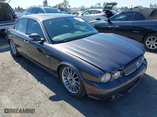 2008 Jaguar XJ with VIN SAJWA71B68SH22853, listed as a IAAI auction lot 41678688 with 76,367 mi miles. Bid and sale history available at carsss.com. Image 1.