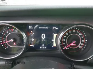 2021 Jeep Gladiator Mojave с VIN 1C6JJTEG1ML618948, выставлен на аукционе IAAI как лот 41955208 с пробегом 37 735 миль миль и . История ставок и продаж доступна на DreamBid. Изображение 7.