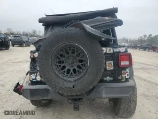 2018 Jeep Wrangler Unlimited Sport with VIN 1C4HJXDG4JW163183, listed as a Copart auction lot 45797205 with 96,979 mi miles and Salvage Title. Bid and sale history available at carsss.com. Image 6.