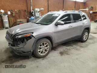 2018 Jeep Cherokee Latitude Plus z VIN 1C4PJLLB7JD590136, wystawiony jako Copart lot #64295715 z przebiegiem 143 699 mil mil oraz Szkoda całkowita • Salvage title. Historia ofert i sprzedaży dostępna na DreamBid. Obrazek 1.