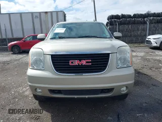 2013 GMC Yukon SLT with VIN 1GKS2CE03DR132642, listed as a IAAI auction lot 41736858 with 1 mi miles. Bid and sale history available at carsss.com. Image 11.