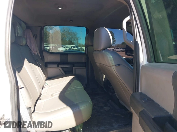2018 Ford Super Duty F-250 SRW XL with VIN 1FT7W2BT8JEB42178, listed as a IAAI auction lot 41205643 with 196,238 mi miles. Bid and sale history available at carsss.com. Image 8.