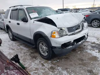 2003 Ford Explorer XLT with VIN 1FMZU73K43UC34135, listed as a IAAI auction lot 41283591 with 144,395 mi miles. Bid and sale history available at carsss.com. Image 1.
