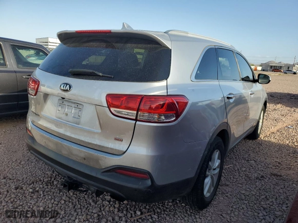 2016 Kia Sorento LX with VIN 5XYPG4A33GG049854, listed as a Copart auction lot 53789315 with 205,922 mi miles and Clean Title. Bid and sale history available at carsss.com. Image 3.