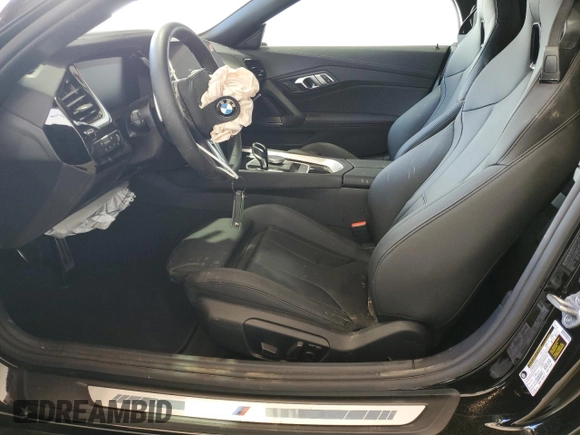 2025 BMW Z4 sDrive30i with VIN WBAHF3C06SWY43759, listed as a Copart auction lot 47839335 with 0 mi miles and Salvage Title. Bid and sale history available at carsss.com. Image 7.