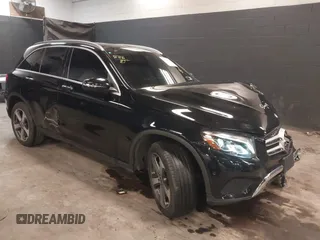 2019 Mercedes-Benz GLC with VIN WDC0G4KB2KV135272, listed as a IAAI auction lot 41445136 with 70,750 mi miles. Bid and sale history available at carsss.com. Image 1.