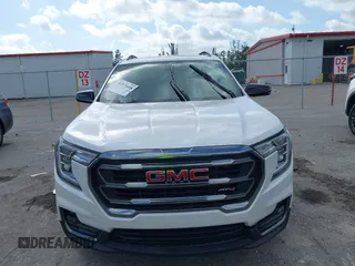 2024 GMC Terrain AT4 with VIN 3GKALYEG4RL380612, listed as a IAAI auction lot 41579408 with 9,739 mi miles and . Bid and sale history available at carsss.com. Image 12.