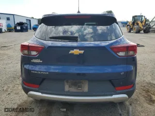 2022 Chevrolet TrailBlazer LT with VIN KL79MPSL0NB054595, listed as a Copart auction lot 52631695 with 25,839 mi miles and Salvage Title. Bid and sale history available at carsss.com. Image 6.