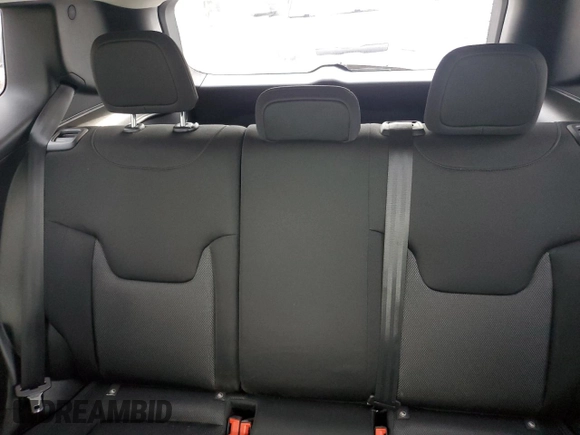 2018 Jeep Renegade Sport с VIN ZACCJBAH7JPH40618, выставлен на аукционе Copart как лот 55832695 с пробегом 34 869 миль миль и Списание • Salvage title. История ставок и продаж доступна на DreamBid. Изображение 10.