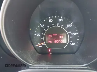 2016 Kia Soul + z VIN KNDJP3A53G7248109, wystawiony jako IAAI lot #41298416 z przebiegiem 150 708 mil mil oraz . Historia ofert i sprzedaży dostępna na DreamBid. Obrazek 7.