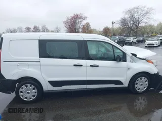 2022 Ford Transit Connect XL z VIN NM0LS7S28N1522940, wystawiony jako IAAI lot #42005203 z przebiegiem Nie podano mil oraz . Historia ofert i sprzedaży dostępna na DreamBid. Obrazek 13.