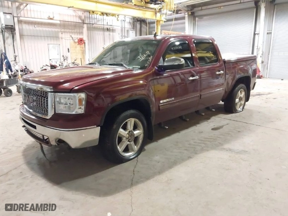 2013 GMC Sierra 1500 SLT with VIN 3GTP2WE70DG138799, listed as a IAAI auction lot 41555069 with 137,850 mi miles. Bid and sale history available at carsss.com. Image 2.