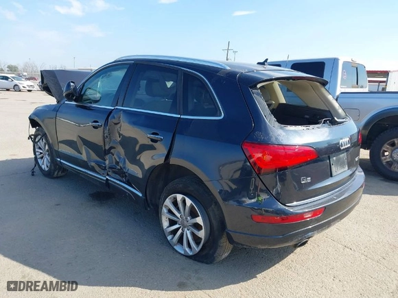 2015 Audi Q5 Premium with VIN WA1CFAFP6FA129539, listed as a IAAI auction lot 41378948 with 207,889 mi miles. Bid and sale history available at carsss.com. Image 3.