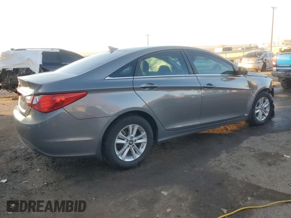 2013 Hyundai Sonata GLS with VIN 5NPEB4AC3DH656167, listed as a Copart auction lot 81725704 with Not Provided miles and Non Repairable. Bid and sale history available at carsss.com. Image 3.