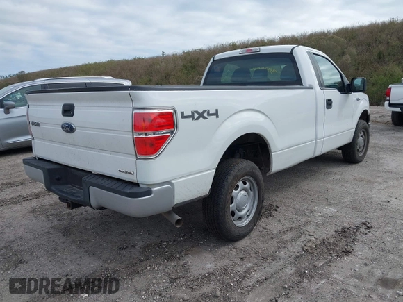 2013 Ford F-150 XL with VIN 1FTMF1EM1DKF11213, listed as a IAAI auction lot 40984100 with 117,793 mi miles. Bid and sale history available at carsss.com. Image 4.