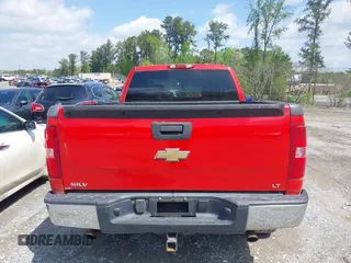 2007 Chevrolet Silverado 1500 1LT with VIN 2GCEK19JX71609175, listed as a IAAI auction lot 41930665 with 163,202 mi miles and . Bid and sale history available at DreamBid. Image 16.
