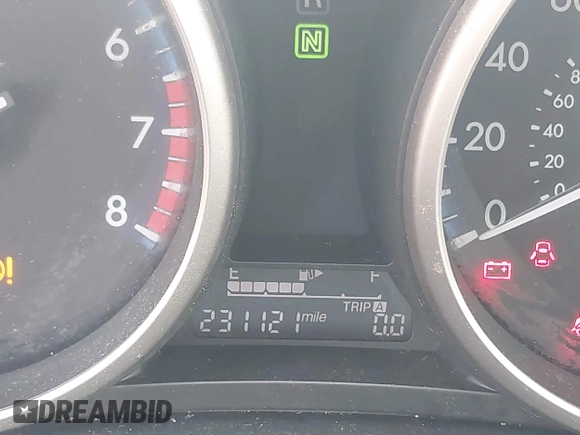 2013 Mazda 3 i Grand Touring z VIN JM1BL1W78D1816321, wystawiony jako IAAI lot #42225518 z przebiegiem 231 121 mil mil oraz . Historia ofert i sprzedaży dostępna na DreamBid. Obrazek 15.