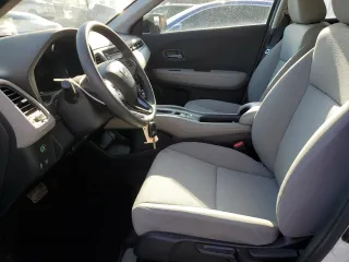 2022 Honda HR-V LX with VIN 3CZRU6H35NM727856, listed as a Copart auction lot 41042074 with 10,841 mi miles and Salvage Title. Bid and sale history available at carsss.com. Image 7.