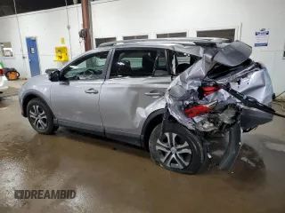 2017 Toyota RAV4 LE z VIN 2T3BFREV6HW645839, wystawiony jako Copart lot #60615335 z przebiegiem 132 243 mil mil oraz Szkoda całkowita • Salvage title. Historia ofert i sprzedaży dostępna na DreamBid. Obrazek 2.