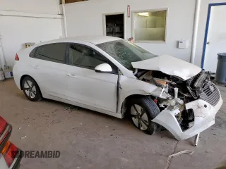 2019 Hyundai Ioniq Blue with VIN KMHC65LC4KU116579, listed as a Copart auction lot 60928635 with 153,495 mi miles and Salvage title. Bid and sale history available at DreamBid. Image 4.