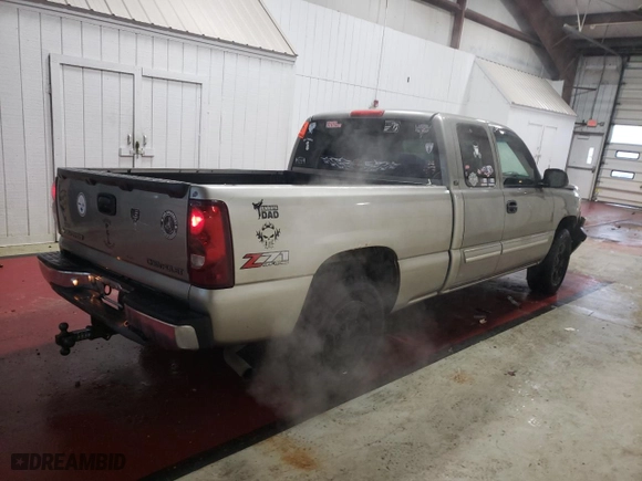 2003 Chevrolet Silverado 1500 LT with VIN 1GCEK19TX3E240733, listed as a Copart auction lot 42370915 with 0 mi miles and Clean Title. Bid and sale history available at carsss.com. Image 3.