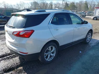 2020 Chevrolet Equinox LT with VIN 3GNAXVEXXLS738735, listed as a IAAI auction lot 41609011 with 70,636 mi miles. Bid and sale history available at carsss.com. Image 4.