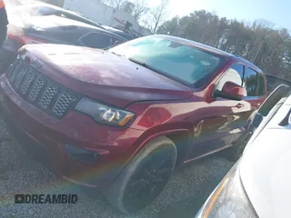 2018 Jeep Grand Cherokee Altitude with VIN 1C4RJEAG4JC238916, listed as a IAAI auction lot 41577887 with 103,038 mi miles. Bid and sale history available at carsss.com. Image 14.
