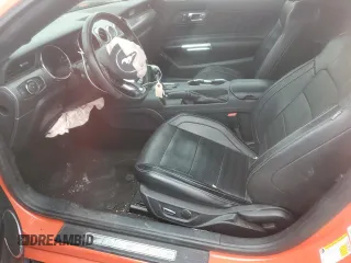 2015 Ford Mustang EcoBoost z VIN 1FA6P8TH2F5368462, wystawiony jako Copart lot #55426645 z przebiegiem 102 757 mil mil oraz Szkoda całkowita • Salvage title. Historia ofert i sprzedaży dostępna na DreamBid. Obrazek 7.