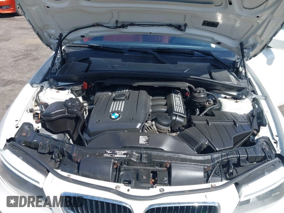 2013 BMW 1 Series 128i with VIN WBAUP7C50DVP24385, listed as a IAAI auction lot 41913737 with 46,217 mi miles and . Bid and sale history available at carsss.com. Image 10.
