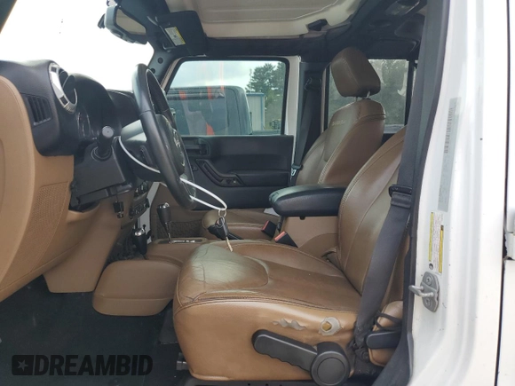 2015 Jeep Wrangler Unlimited Sahara with VIN 1C4HJWEG7FL671259, listed as a Copart auction lot 60151225 with 81,281 mi miles and Clean title. Bid and sale history available at DreamBid. Image 7.