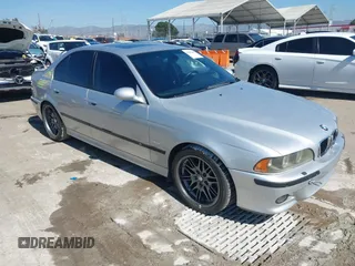 2001 BMW M5 z VIN WBSDE93471BZ97647, wystawiony jako IAAI lot #41669453 z przebiegiem 168 009 mil mil oraz . Historia ofert i sprzedaży dostępna na DreamBid. Obrazek 1.