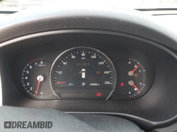 2017 Kia Sorento EX with VIN 5XYPHDA55HG201570, listed as a Copart auction lot 57595985 with 129,698 mi miles and Salvage title. Bid and sale history available at DreamBid. Image 9.