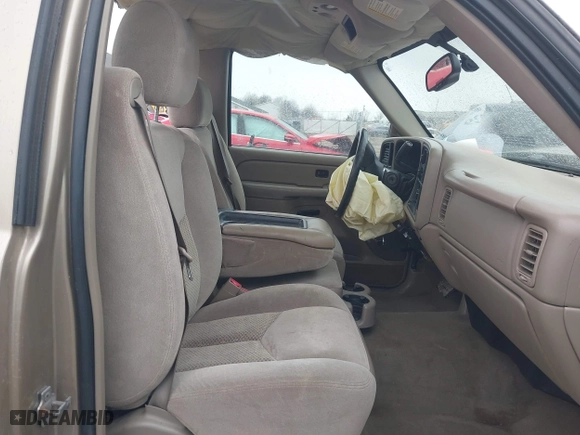 2004 Chevrolet Silverado 1500 with VIN 1GCEC14V74E229034, listed as a IAAI auction lot 41735729 with 1 mi miles. Bid and sale history available at carsss.com. Image 5.