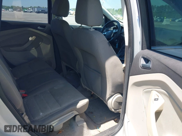 2013 Ford Escape SE with VIN 1FMCU0GX0DUA19811, listed as a IAAI auction lot 42009015 with 135,662 mi miles. Bid and sale history available at carsss.com. Image 8.