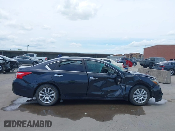 2016 Nissan Altima S z VIN 1N4AL3APXGN348769, wystawiony jako IAAI lot #42199355 z przebiegiem 135 584 mil mil oraz . Historia ofert i sprzedaży dostępna na DreamBid. Obrazek 13.