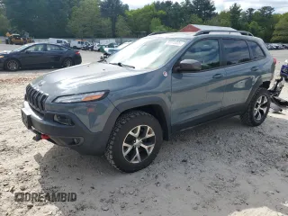 2014 Jeep Cherokee Trailhawk с VIN 1C4PJMBS6EW232012, выставлен на аукционе Copart как лот 56918035 с пробегом 140 339 миль миль и Чистый • Clean title. История ставок и продаж доступна на DreamBid. Изображение 1.