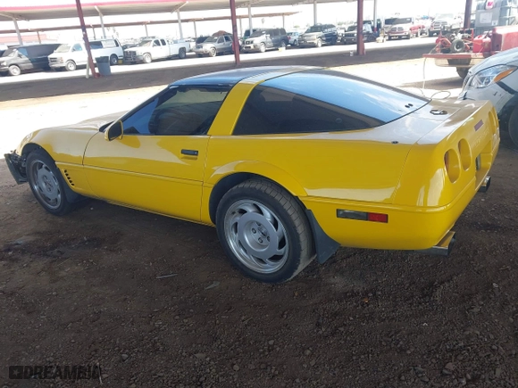 1995 Chevrolet Corvette with VIN 1G1YY22P1S5101368, listed as a IAAI auction lot 42074685 with 106,110 mi miles. Bid and sale history available at carsss.com. Image 3.