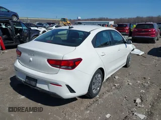 2022 Kia Rio LX with VIN 3KPA24AD0NE438118, listed as a IAAI auction lot 41790463 with 37,025 mi miles. Bid and sale history available at carsss.com. Image 4.