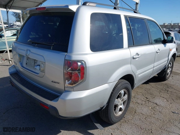 2007 Honda Pilot EX-L with VIN 2HKYF18767H521343, listed as a IAAI auction lot 41713495 with 187,249 mi miles. Bid and sale history available at carsss.com. Image 4.