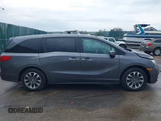2024 Honda Odyssey EX-L with VIN 5FNRL6H69RB053109, listed as a IAAI auction lot 41902641 with 19,358 mi miles and . Bid and sale history available at DreamBid. Image 13.