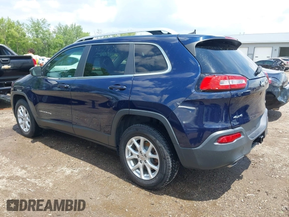 2016 Jeep Cherokee Latitude z VIN 1C4PJMCB1GW236468, wystawiony jako IAAI lot #42367979 z przebiegiem 72 301 mil mil oraz . Historia ofert i sprzedaży dostępna na DreamBid. Obrazek 3.