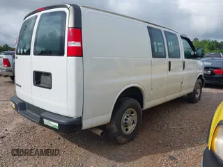 2019 Chevrolet Express Cargo with VIN 1GCWGAFG7K1372805, listed as a IAAI auction lot 42428224 with 23,949 mi miles and . Bid and sale history available at DreamBid. Image 4.