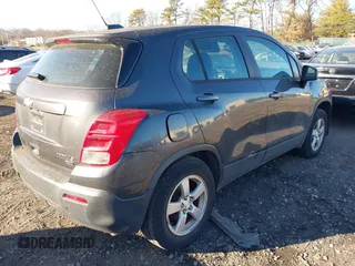 2016 Chevrolet Trax LS with VIN 3GNCJNSB5GL260761, listed as a IAAI auction lot 41280978 with 999,999 mi miles. Bid and sale history available at carsss.com. Image 4.