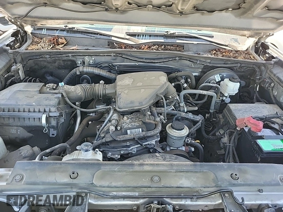 2019 Toyota Tacoma SR with VIN 5TFRX5GN1KX143485, listed as a IAAI auction lot 42763045 with 90,847 mi miles and . Bid and sale history available at DreamBid. Image 38.