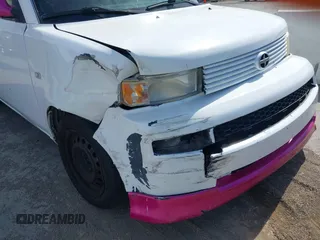 2006 Scion xB z VIN JTLKT324264124861, wystawiony jako IAAI lot #42506517 z przebiegiem 102 264 mil mil oraz . Historia ofert i sprzedaży dostępna na DreamBid. Obrazek 6.