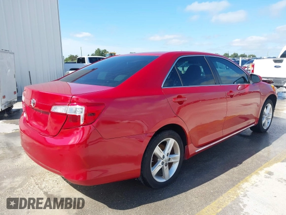2012 Toyota Camry L z VIN 4T1BF1FK4CU555029, wystawiony jako IAAI lot #42318786 z przebiegiem 160 809 mil mil oraz . Historia ofert i sprzedaży dostępna na DreamBid. Obrazek 4.